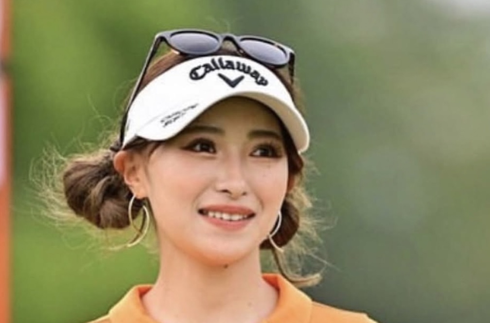 臼井麗香 年収