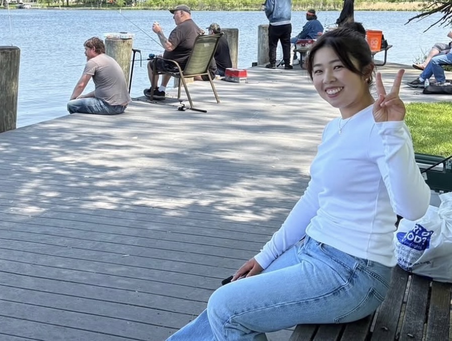 山下美夢有 私服
